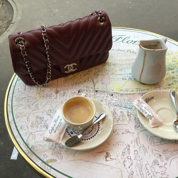 Chanel chevron flap - Picture 2 of 14